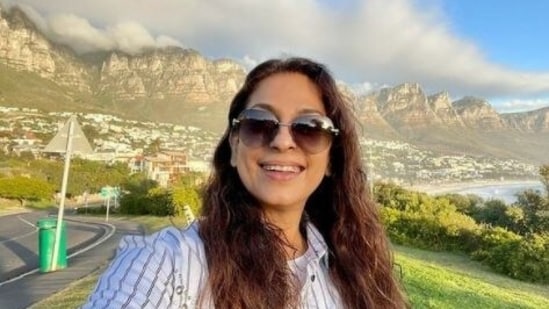 Juhi Chawla has recently challenged the single bench order which dismissed her petition against 5G rollout and imposed <span class='webrupee'>₹</span>20 lakh cost.&nbsp;