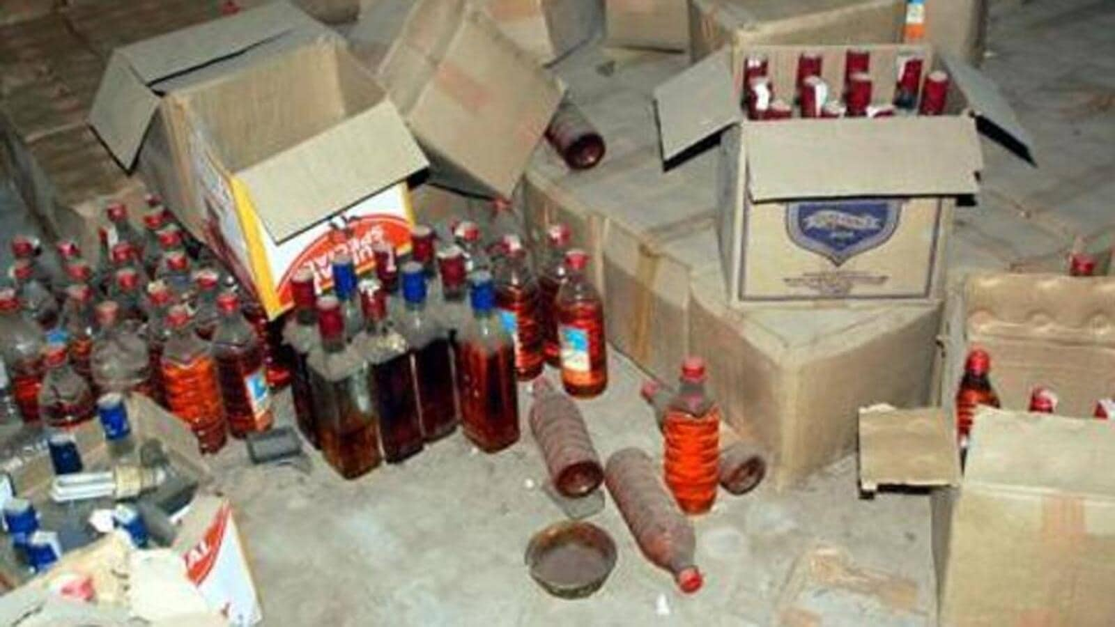 police-recover-77-cartons-of-illicit-liquor-in-ludhiana-7-alleged