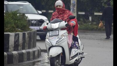 Chandigarh, Amritsar, Ludhiana, Patiala, Faridkot, Ferozepur, Bathinda, Rupnagar, Mohali, Moga, Gurdaspur, Ambala, Hisar, Rohtak, Panchkula, Bhiwani and Gurugram were some of the places which received rains in Punjab and Haryana.