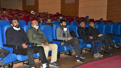 Ludhiana DC Varinder said election staff was trained about their duties, handling of electronic voting machine (EVM), voter verifiable paper audit trail (VVPAT), besides several other aspects related to the electioneering process. (Harsimar Pal Singh/HT)