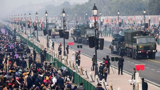 Army columns on display during the full dress rehearsal of the Republic Day parade at the Rajpath in New Delhi, Sunday.(PTI) Army columns on display during the full dress rehearsal of the Republic Day parade at the Rajpath in New Delhi, Sunday.(PTI)