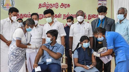 Tamil Nadu conducted its 19th mass vaccination camp against Covid on Sunday across 50,000 sites. The state’s active cases breached the 200,000 mark during the day.  (PTI file)