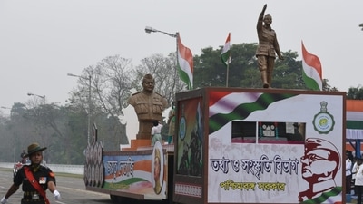 Netaji tableau of West Bengal government during full-dress rehearsal of Republic Day parade at Red Road in Kolkata on Monday, January 24, 2022. (Photo by Samir Jana/HT) Netaji tableau of West Bengal government during full-dress rehearsal of Republic Day parade at Red Road in Kolkata on Monday, January 24, 2022. (Photo by Samir Jana/HT)