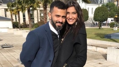 Anand Ahuja's perfect Sunday includes epic Pilates session and walk with wife Sonam Kapoor: See post here Anand Ahuja's perfect Sunday includes epic Pilates session and walk with wife Sonam Kapoor: See post here