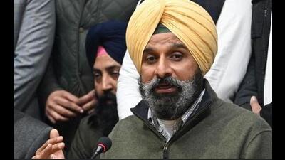 Shiromani Akali Dal leader and former Punjab minister Bikram Singh Majithia was booked in a drugs case in Mohali on December 20 last year. (HT file photo)