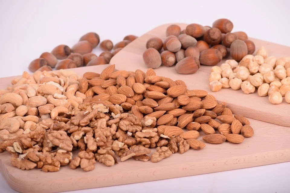 Nuts and seeds (Pixabay) Nuts and seeds (Pixabay)