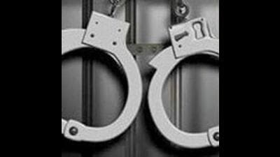 The accused also shared details of her transaction, and asked her to share an OTP. She did not share the OTP, but she immediately received five messages and lost ₹89,000. (Representative Image/HT File) The accused also shared details of her transaction, and asked her to share an OTP. She did not share the OTP, but she immediately received five messages and lost ₹89,000. (Representative Image/HT File)