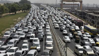 A study commissioned by the public works department (PWD) has revealed that 70% of traffic on this 5.5km stretch is ”non-destined” -- vehicles are just passing through the area -- while 30% traffic is local. (Representative image/HT Archive) A study commissioned by the public works department (PWD) has revealed that 70% of traffic on this 5.5km stretch is ”non-destined” -- vehicles are just passing through the area -- while 30% traffic is local. (Representative image/HT Archive)