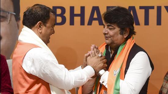 Former Congress leader RPN Singh joins BJP at the party office in New Delhi on Tuesday. (PTI)