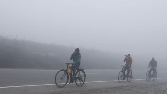 The IMD classifies a ‘cold day’ when the maximum temperature is 4.5 degrees Celisus or more below normal, with the minimum settling below the 10-degree mark.(AP | Representational image) The IMD classifies a ‘cold day’ when the maximum temperature is 4.5 degrees Celisus or more below normal, with the minimum settling below the 10-degree mark.(AP | Representational image)