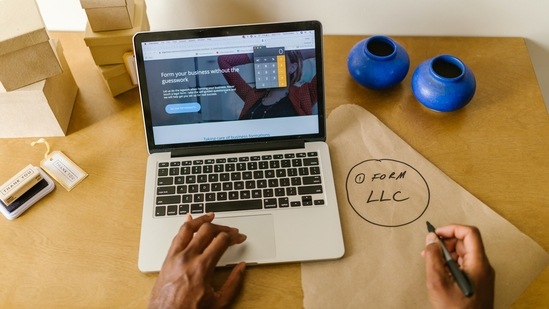 Investment in a laptop with high utility features never goes in vain.(Pexels) Investment in a laptop with high utility features never goes in vain.(Pexels)