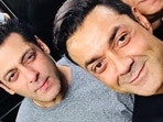 Bobby Deol shared this photo with Salman Khan on Twitter. 