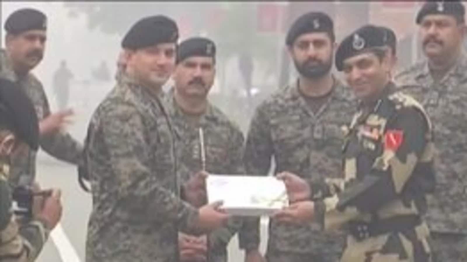 Republic Day: BSF, Pak Army exchange sweets, greetings at Attari-Wagah ...