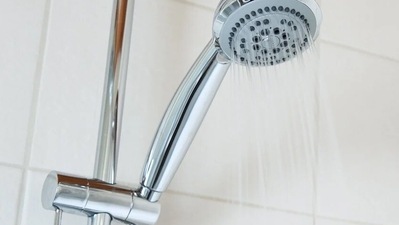 Do not take a cold shower or drink cold water. (Pixabay)