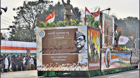 Kolkata, India - January 26, 2022: Netaji tableau (in the view of 125th birth anniversary of Netaji Subhas Chandra Bose) of West Bengal Government, which was rejected by Central Government for the parade at Rajpath in Delhi this year, during 73rd Republic Day event at Red Road in Kolkata, West Bengal, India on Wednesday, January 26, 2022. (Photo by Samir Jana/Hindustan Times) (Samir Jana/HT Photo) Kolkata, India - January 26, 2022: Netaji tableau (in the view of 125th birth anniversary of Netaji Subhas Chandra Bose) of West Bengal Government, which was rejected by Central Government for the parade at Rajpath in Delhi this year, during 73rd Republic Day event at Red Road in Kolkata, West Bengal, India on Wednesday, January 26, 2022. (Photo by Samir Jana/Hindustan Times) (Samir Jana/HT Photo)