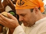 Congress leader Rahul Gandhi paying obeisance at the Golden Temple in Amritsar during an earlier visit. (HT_PRINT)
