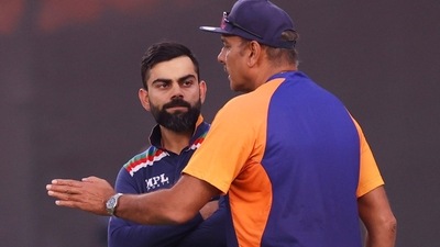 Ravi Shastri with Virat Kohli (REUTERS)