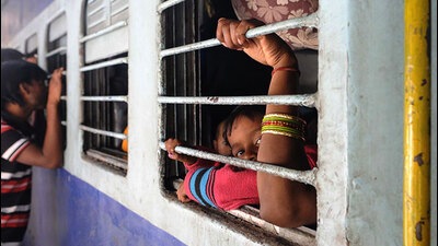 Over the past few days, allegations of irregularities in railway recruitment examinations have triggered violent protests in Uttar Pradesh and Bihar. (Himanshu Vyas/HT Photo) Over the past few days, allegations of irregularities in railway recruitment examinations have triggered violent protests in Uttar Pradesh and Bihar. (Himanshu Vyas/HT Photo)