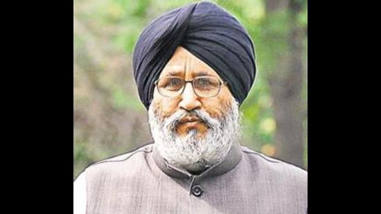 SAD senior vice-president Daljit Singh Cheema, who filed a representation before the CEO, said the raids by the officials of the Punjab Police were against the fundamental rights of Bikram Majithia and also raises questions on the fair conduct of the upcoming polls. (HT File Photo)