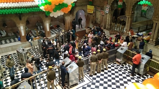 Home Minister Amit Shah's day-long engagement will end with his involvement in effective voter communication scheduled at 4.15 pm in Greater Noida.(HT Photo/Hemendra Chaturvedi )