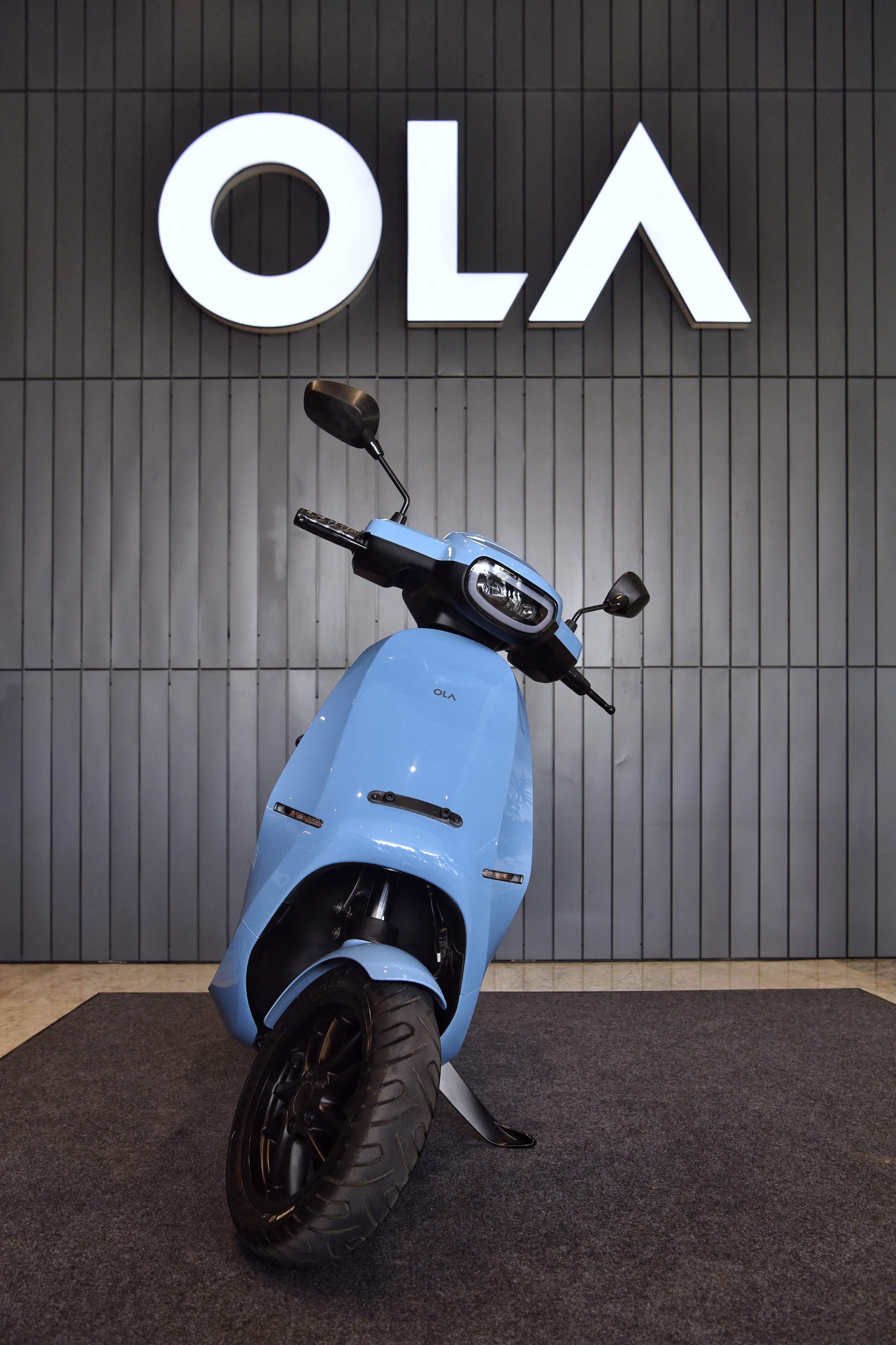 Ola Electric Mobility, Reliance New Energy and Rajesh exports sign PLI pacts for batteries.(File photo)