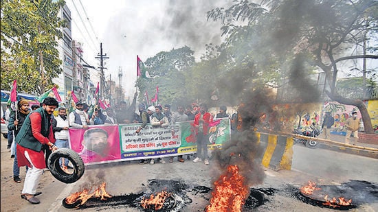 In Patna, agitators allegedly burnt tyres and disrupted traffic movement on the busy Ashok Rajpath, said an official on the condition of anonymity. (REUTERS)