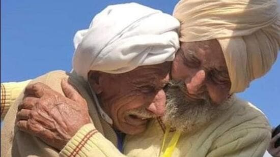 A video of the two brothers embracing while fighting back tears caused waves on both sides of the India Pakistan border. The two brothers were separated during Partition. (Twitter/PakinIndia) A video of the two brothers embracing while fighting back tears caused waves on both sides of the India Pakistan border. The two brothers were separated during Partition. (Twitter/PakinIndia)