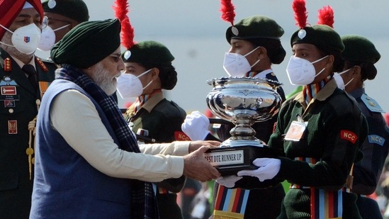 "We all need to connect with the roots of India. We can change India's future with your determination and support. Drug addiction destroys the life of youngsters, we need to fight against this," PM Modi further stated.(ANI)