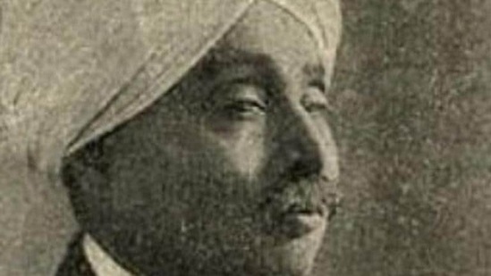 In 1928, Lala Lajpat Rai led a non-violent march against the Simon Commission set up by the British and gave the movement a slogan 'Simon Go Back'.(Instagram/ sweetprosenjit) In 1928, Lala Lajpat Rai led a non-violent march against the Simon Commission set up by the British and gave the movement a slogan 'Simon Go Back'.(Instagram/ sweetprosenjit)