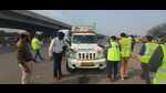 Road Safety Officers (RSOs) carry out special safety campaigns across Delhi-NCR during foggy season. Road Safety Officers (RSOs) carry out special safety campaigns across Delhi-NCR during foggy season.