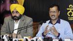 Delhi Chief Minister and AAP convenor Arvind Kejriwal with Punjab AAP president Bhagwant Maan at a press conference ahead of the Punjab Assembly elections, in Jalandhar on Saturday. (PTI PHOTO.) Delhi Chief Minister and AAP convenor Arvind Kejriwal with Punjab AAP president Bhagwant Maan at a press conference ahead of the Punjab Assembly elections, in Jalandhar on Saturday. (PTI PHOTO.)