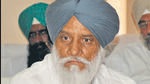 armer leader and Sanyukt Samaj Morcha (SSM) chief Balbir Singh Rajewal enjoys the backing of the strong lobby of arhtiya of Samrala Mandi. (HT File Photo) armer leader and Sanyukt Samaj Morcha (SSM) chief Balbir Singh Rajewal enjoys the backing of the strong lobby of arhtiya of Samrala Mandi. (HT File Photo)