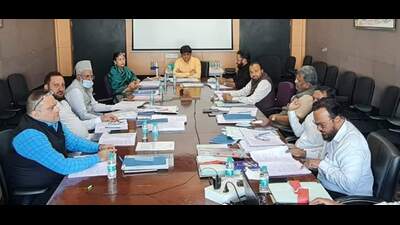 The Maharashtra Waqf Board has requested the Maharashtra government to constitute a Special Investigation Team (SIT). A special board meeting was held in Mumbai to chalk out a detailed plan to prevent further loss of waqf land. (HT PHOTO)