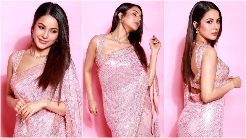 Shehnaaz Gill in a Manish Malhotra saree. Shehnaaz Gill in a Manish Malhotra saree. 