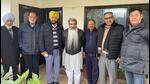 It was Anandpur Sahib MP Manish Tewari who played mediator between the two Congress leaders. The MP took to Twitter to post a photograph of Ashu and Dewan at his Ludhiana residence. Congress leader Satwinder Jawaddi, mayor Balkar Sandhu, and Congress leader Sunil Kapoor were also in the frame. (Twitter)