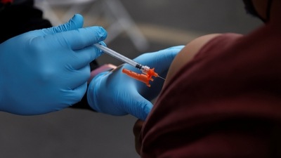 The study concludes that a quarantine period of 14 days is not enough to contain the spread of Covid.&nbsp; (REUTERS)