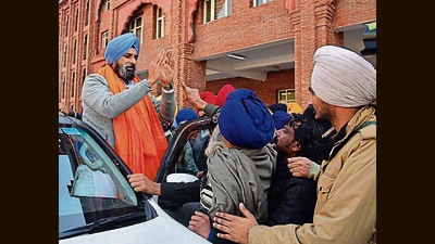 Senior SAD leader Bikram Singh Majithia was campaigning in Amritsar East segment on Sunday, which is the home turf of Punjab Congress chief Navjot Singh Sidhu. (HT) Senior SAD leader Bikram Singh Majithia was campaigning in Amritsar East segment on Sunday, which is the home turf of Punjab Congress chief Navjot Singh Sidhu. (HT)