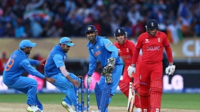 Indian players celebrate their five-run victory during the ICC Champions Trophy Final. (Getty Images)