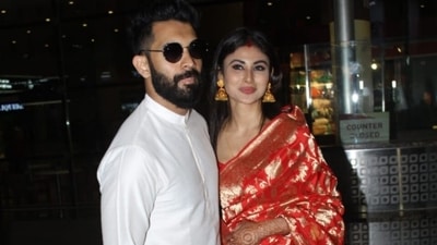 Mouni Roy wows in red Banarasi silk saree with Suraj Nambiar for first public appearance: All pics inside Mouni Roy wows in red Banarasi silk saree with Suraj Nambiar for first public appearance: All pics inside