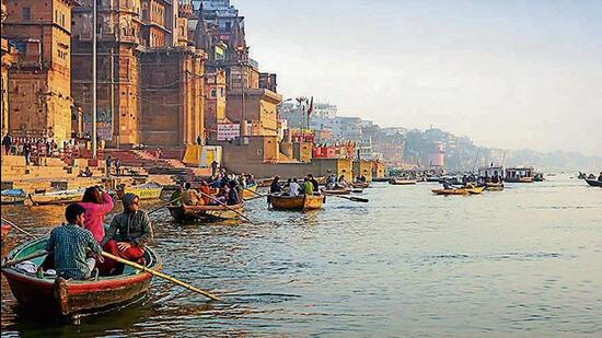 Activists in Kashi say the Ganga will be fully clean all along its course when all take responsibility for the task. (HT PHOTO) Activists in Kashi say the Ganga will be fully clean all along its course when all take responsibility for the task. (HT PHOTO)