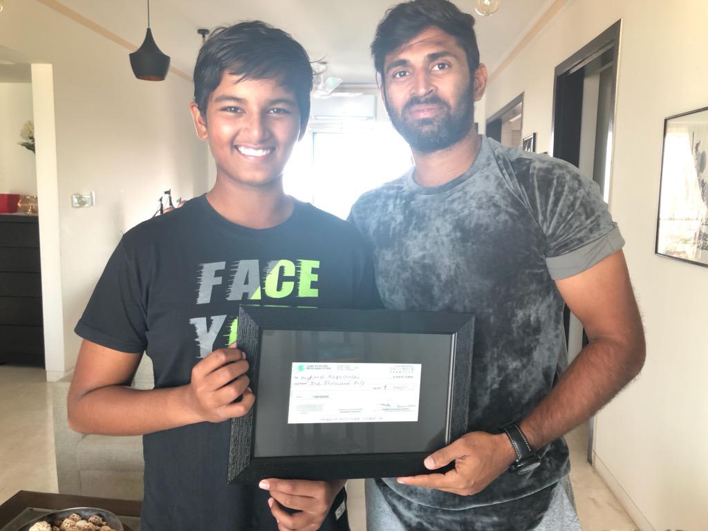 Angkrish with former all-rounder Abhishek Nayar(HT ) Angkrish with former all-rounder Abhishek Nayar(HT )