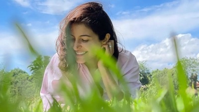 Anushka Sharma finds happiness away from the hustle and bustle of the city in the little things in life. (Instagram/@anushkasharma)