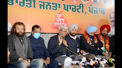 The BJP’s list of candidates for Punjab polls is packed with those who switched sides from other parties, including three sitting Congress MLAs Fatehjang Bajwa, Rana Gurmit Sodhi and Harjot Kamal and several ex-MLAs. (ANI) The BJP’s list of candidates for Punjab polls is packed with those who switched sides from other parties, including three sitting Congress MLAs Fatehjang Bajwa, Rana Gurmit Sodhi and Harjot Kamal and several ex-MLAs. (ANI)