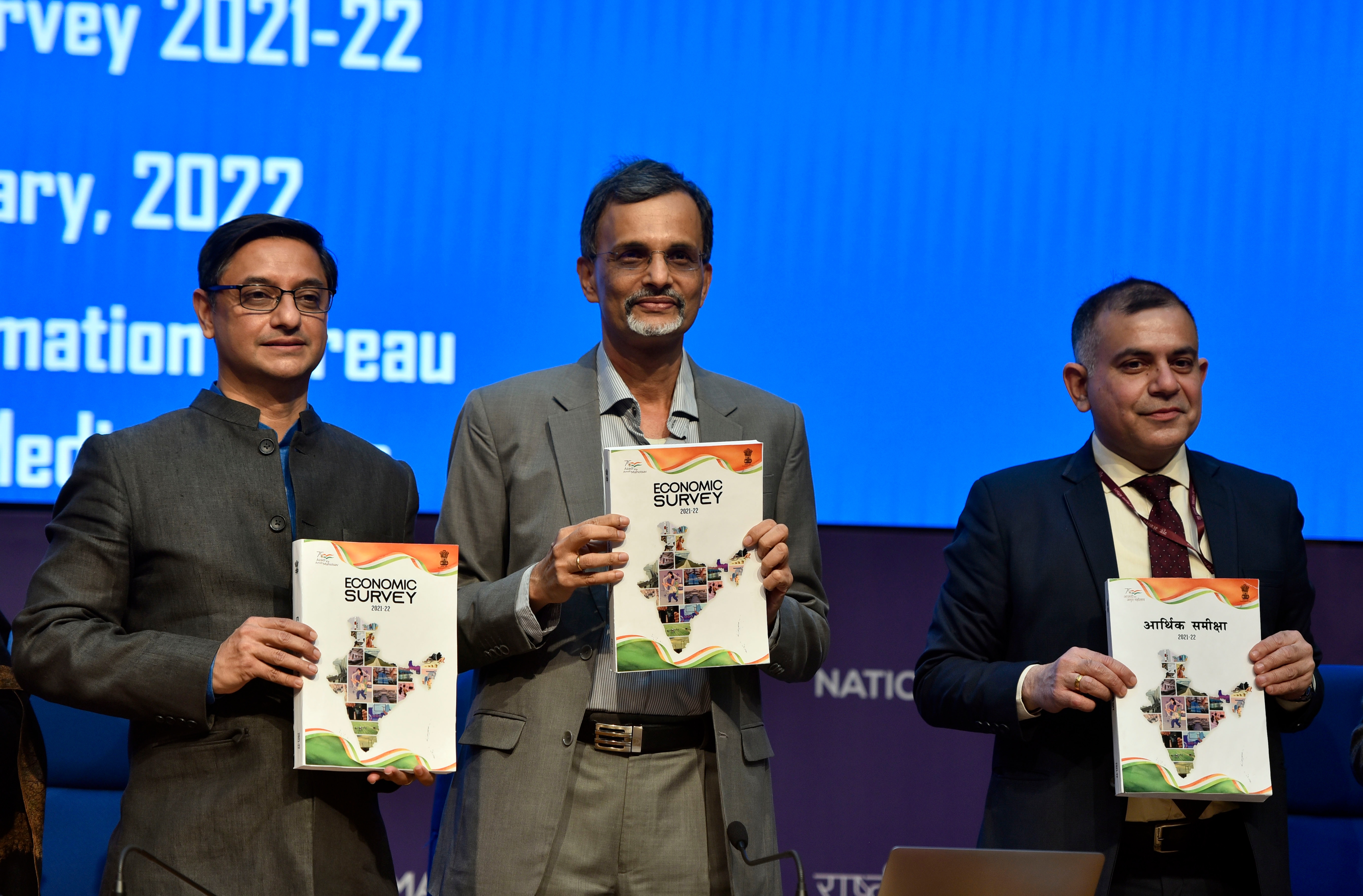 CEA V Anantha Nageswaran along with principal economic adviser Sanjeev Sanyal and Rajiv Mishra present the Economic Survey 2021-22 on Monday. (Sanjeev Verma/HT PHOTO) CEA V Anantha Nageswaran along with principal economic adviser Sanjeev Sanyal and Rajiv Mishra present the Economic Survey 2021-22 on Monday. (Sanjeev Verma/HT PHOTO)