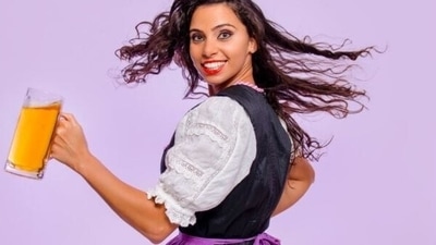 It’s time for your mane to get down and drunk! (Shutterstock)