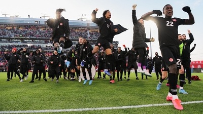 Canada men's football team celebrate after 2-0 win against USA (Twitter/CanadaSoccerEN)