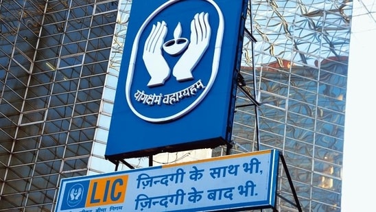 LIC, once listed, has the potential to become one of the biggest domestic companies by market capitalization with an estimated valuation of <span class='webrupee'>₹</span>8-10 lakh crore.(HT File)