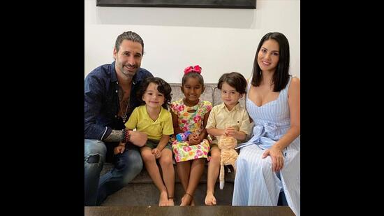 Daniel Weber, Asher, Nisha, Noah and Sunny Leone (Photo: Instagram/sunnyleone)