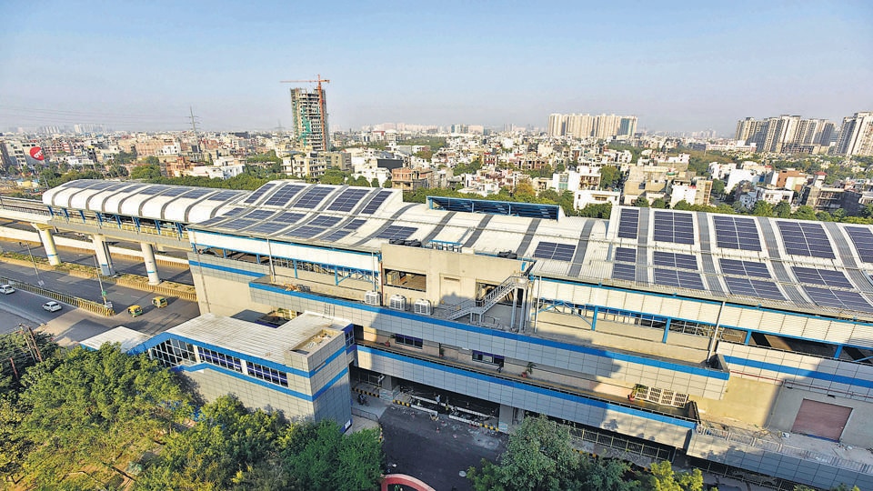 The minister announced ₹19,500 crore for Production Linked Incentive for manufacture of high efficiency solar modules. (Virendra Singh Gosain/HT Archive) The minister announced ₹19,500 crore for Production Linked Incentive for manufacture of high efficiency solar modules. (Virendra Singh Gosain/HT Archive)