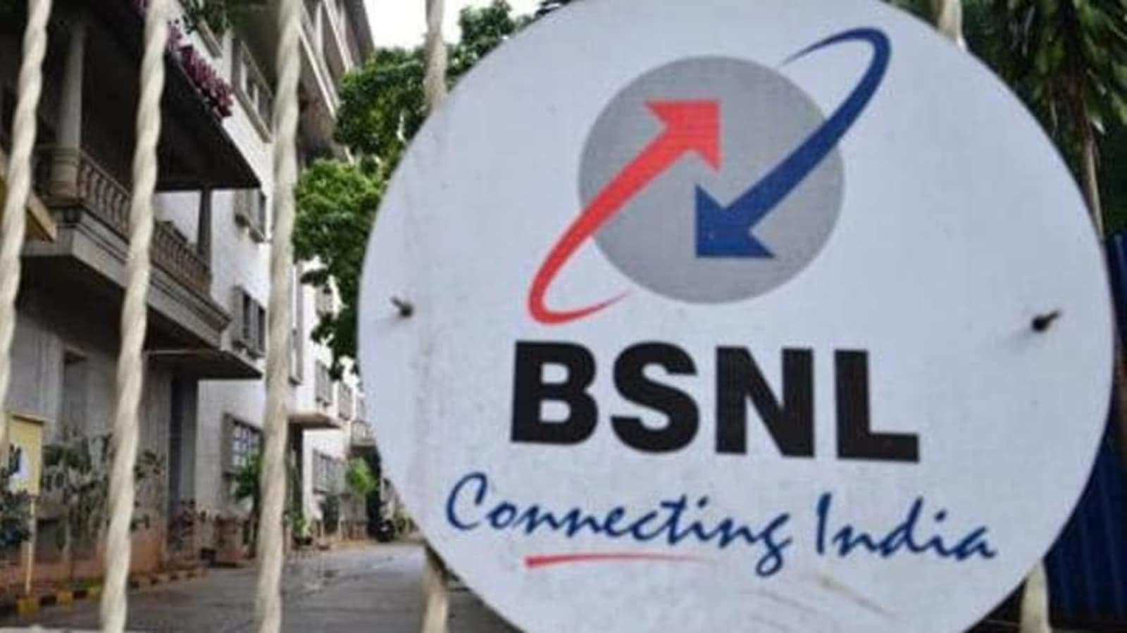 Telecom sector gets 5G boost; Centre to infuse 44k crore into BSNL